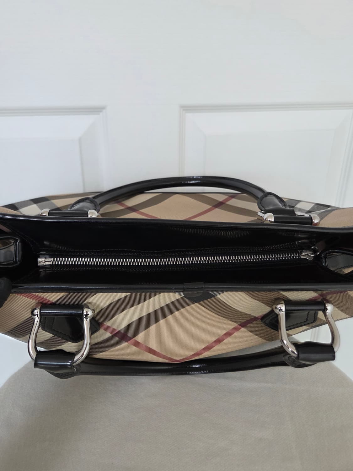 버버리 노바 체크 PVC/레더 토트백 상품이미지9