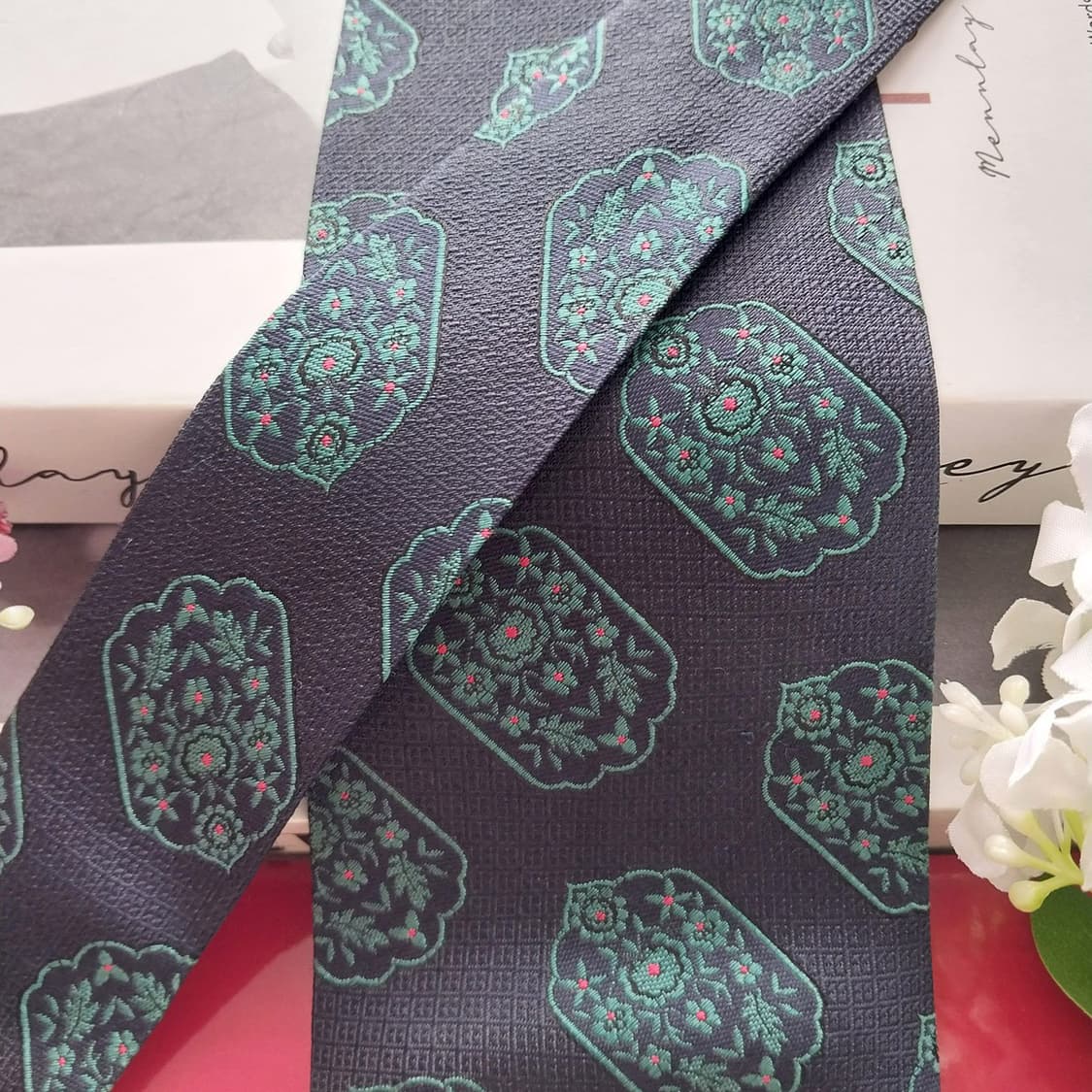 발렌티노 실크 다크네이비 그린 패턴 넥타이 8.9cm A등급 K2162 상품이미지4