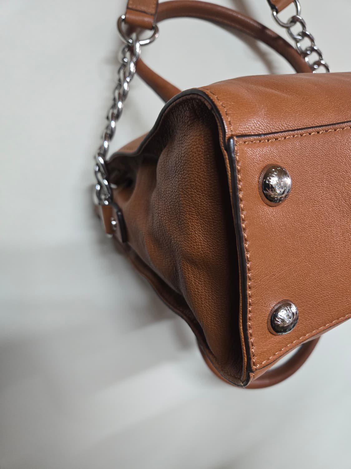 마이클코어스 해밀턴 브라운 토트 숄더백 상품이미지8