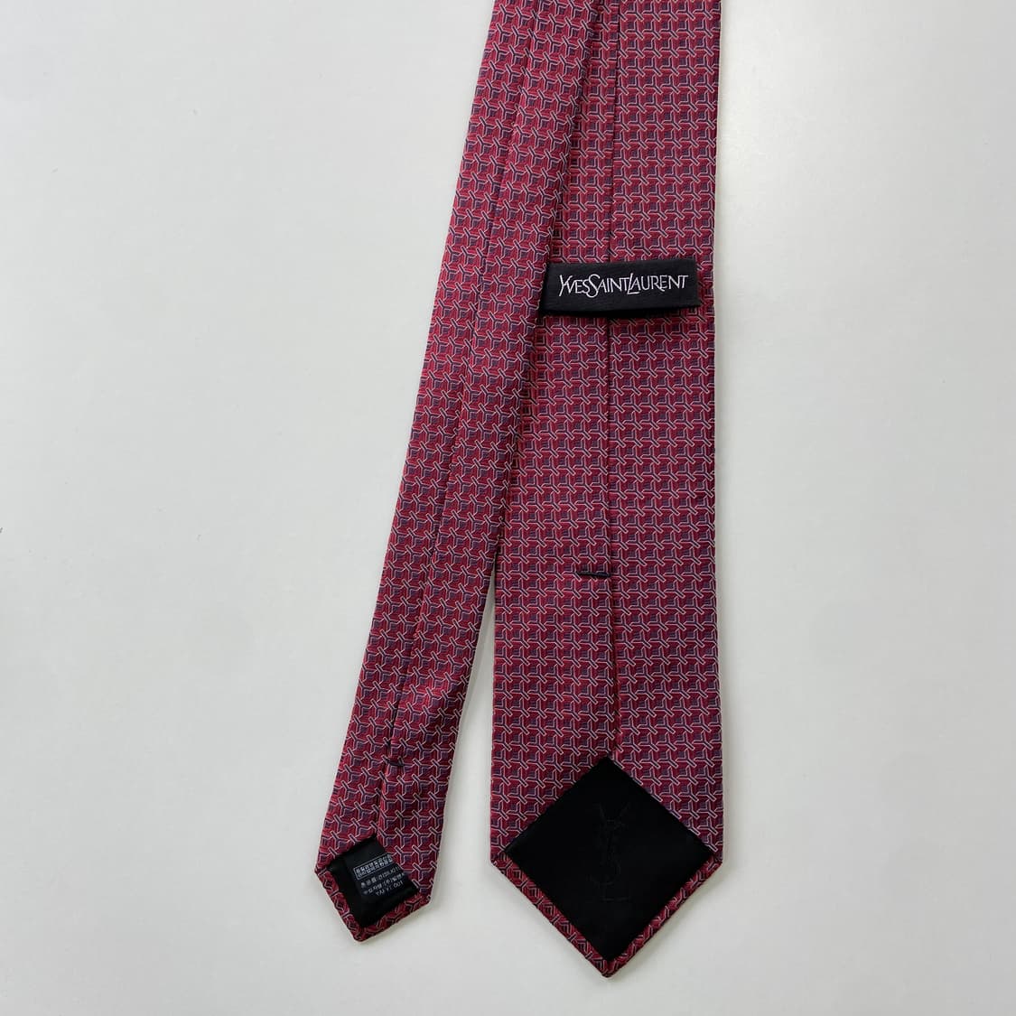 신형라벨 입생로랑(YSL) 모노그램 명품 정품 넥타이7.9cm 상품이미지2