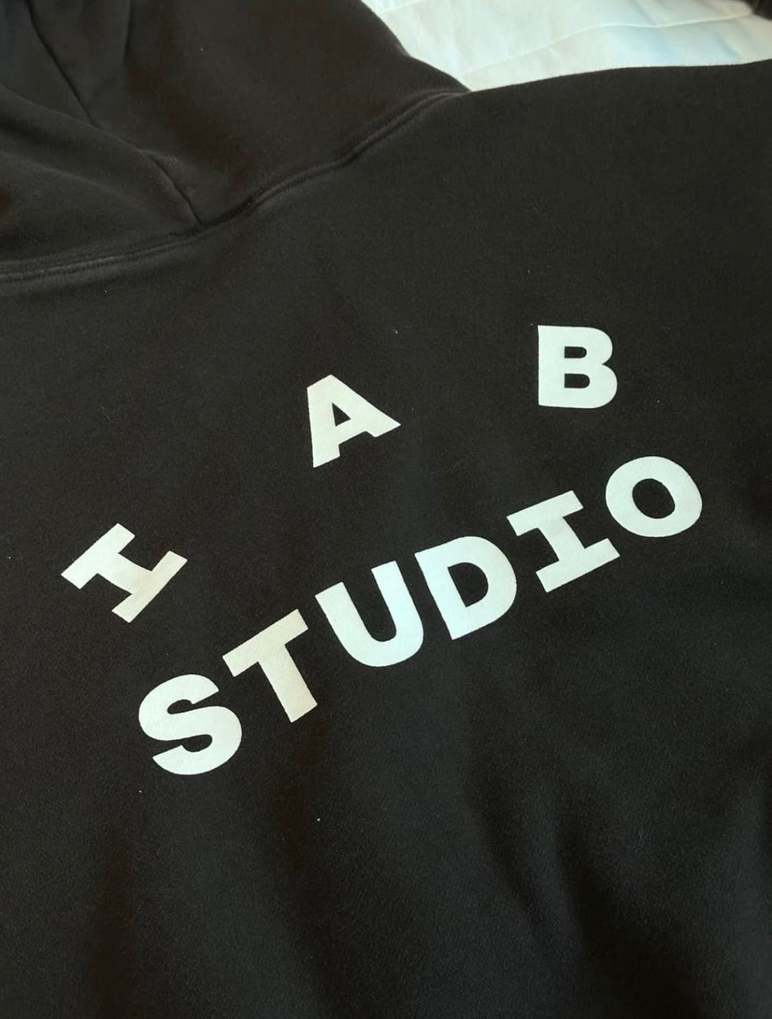 아이앱 스튜디오 후드티 브라운 상품이미지4