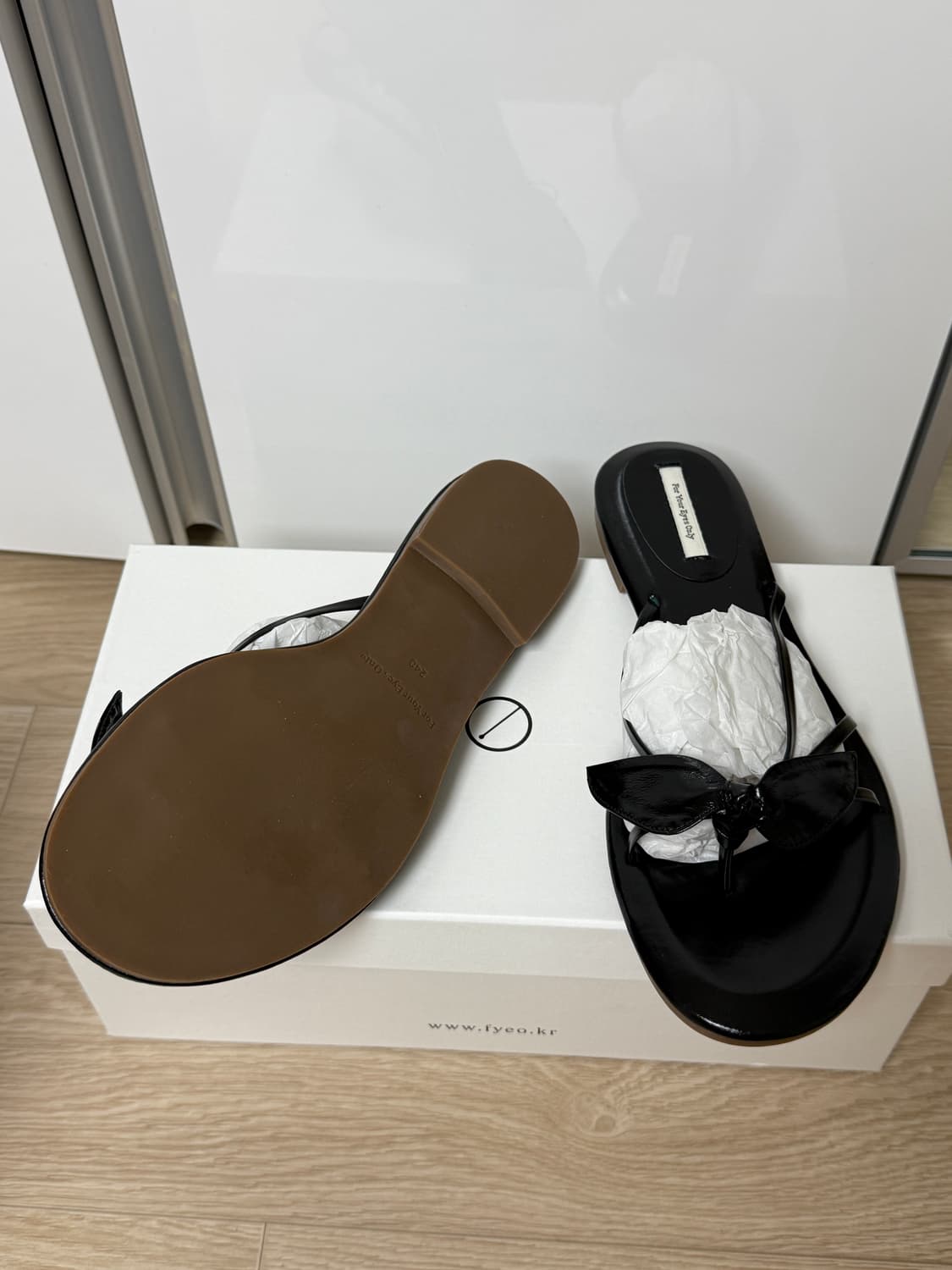 포유어아이즈온리 Cecil Ribbon Sandal 블랙 240사이즈 상품이미지8
