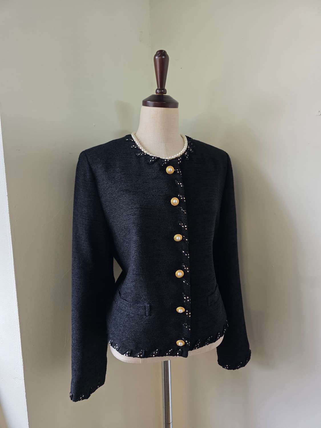 KETTY 금장 버튼 블랙 트위드 자켓 상품이미지2