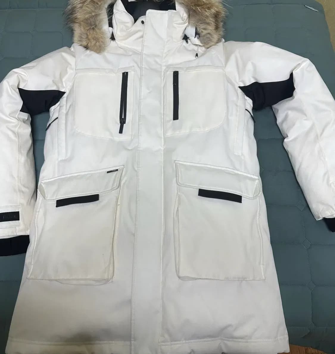 노비스 패딩 M사이즈 상품이미지1