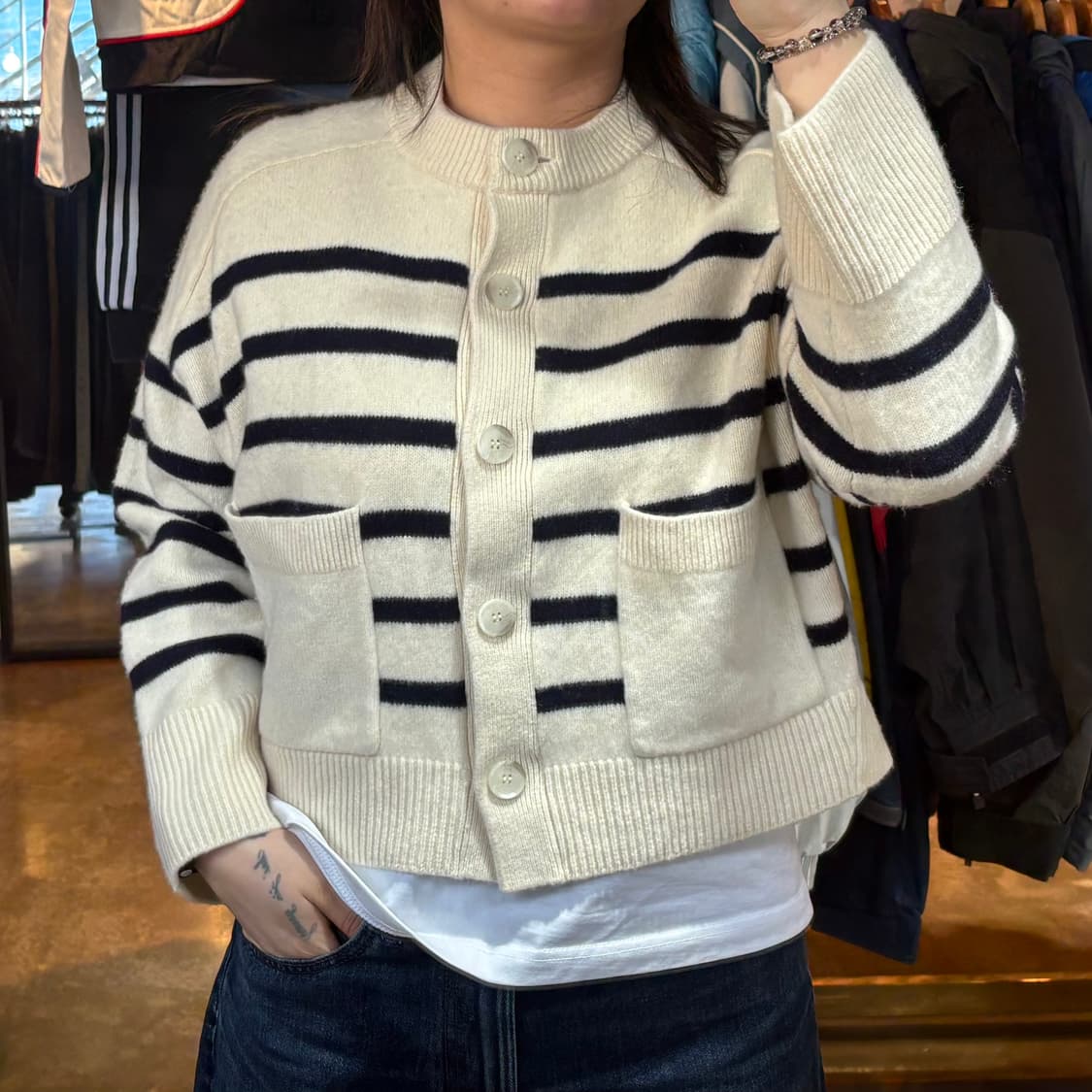 코스 아이보리 단가라 가디건 상품이미지1