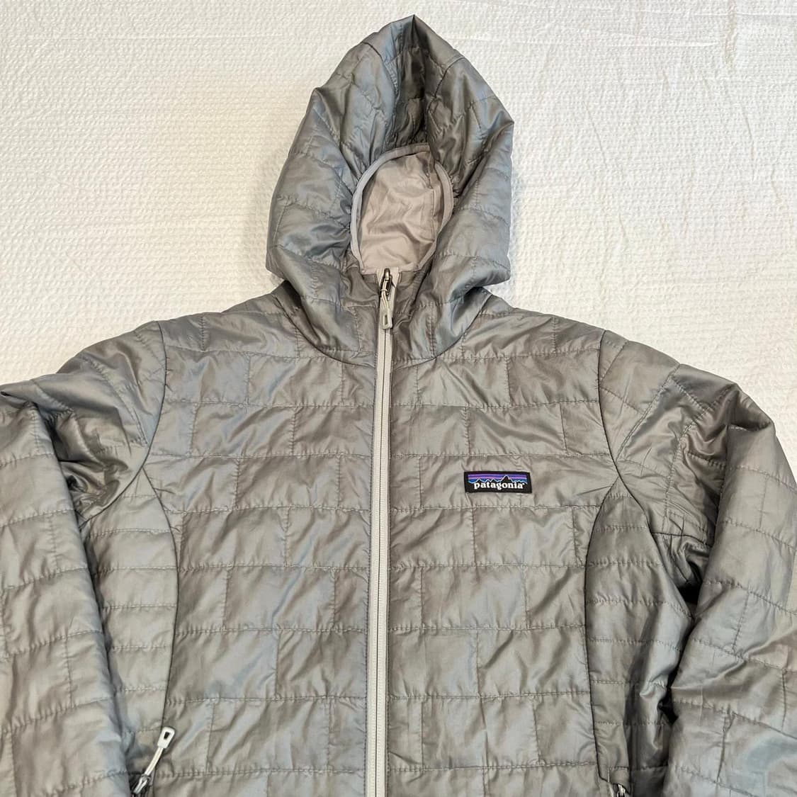 파타고니아 나노 푸퍼 경량패딩 그레이 상품이미지2