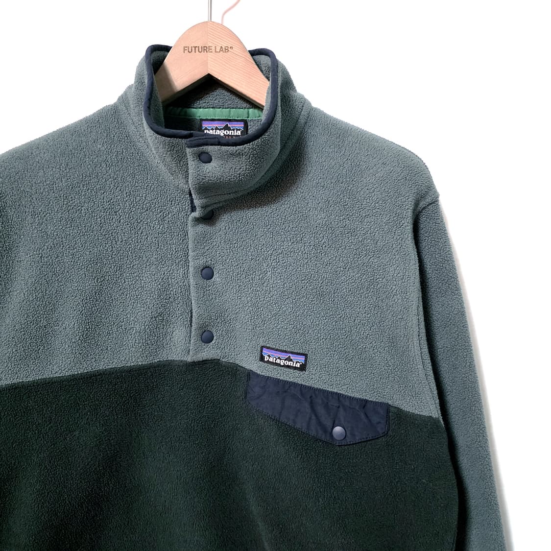 [S] 파타고니아 신칠라 스냅티 다크그린 상품이미지3