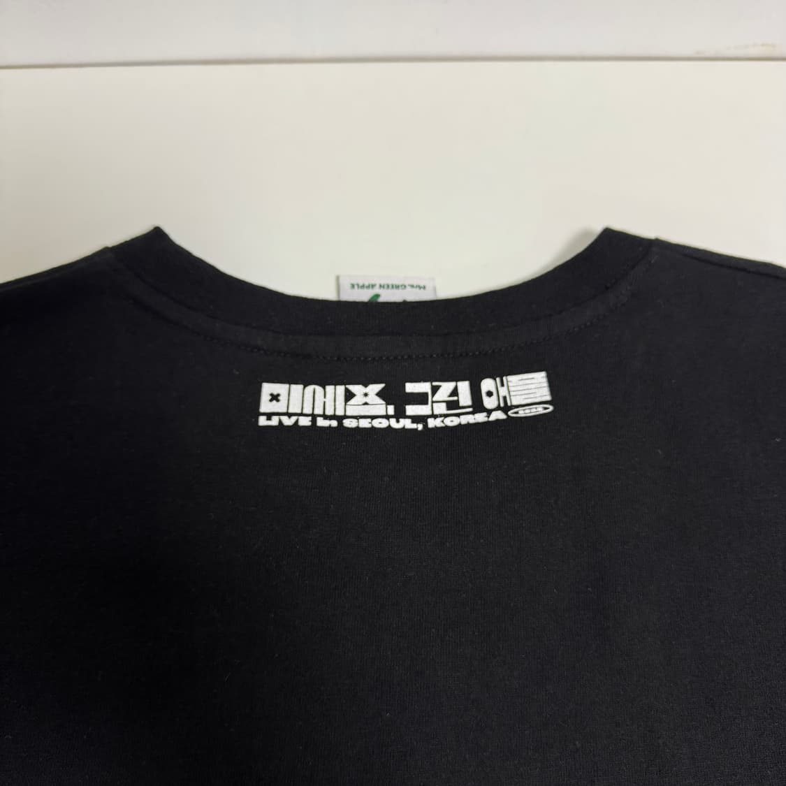 MGA 미세스그린애플 내한 서울 에디션 반팔티셔츠 블랙 상품이미지5