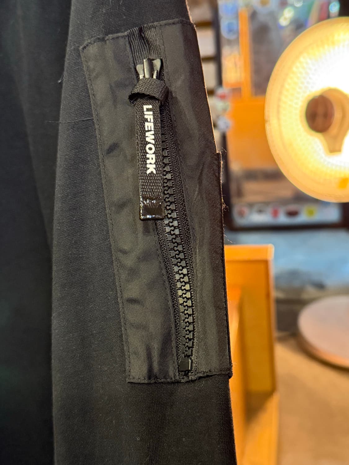 라이프워크 검정 맨투맨 상품이미지2