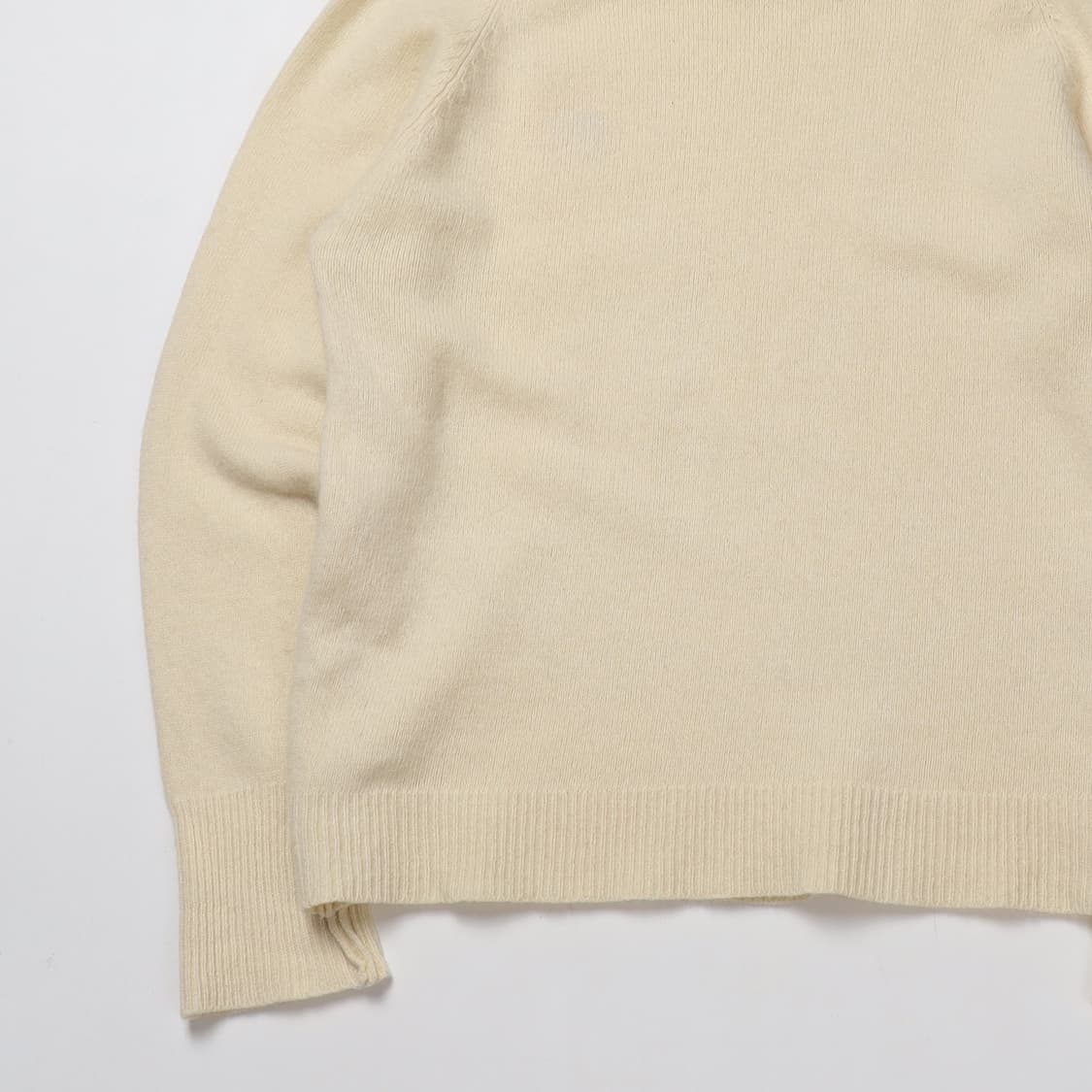 Burberrys 램스울 자수로고 니트 상품이미지7