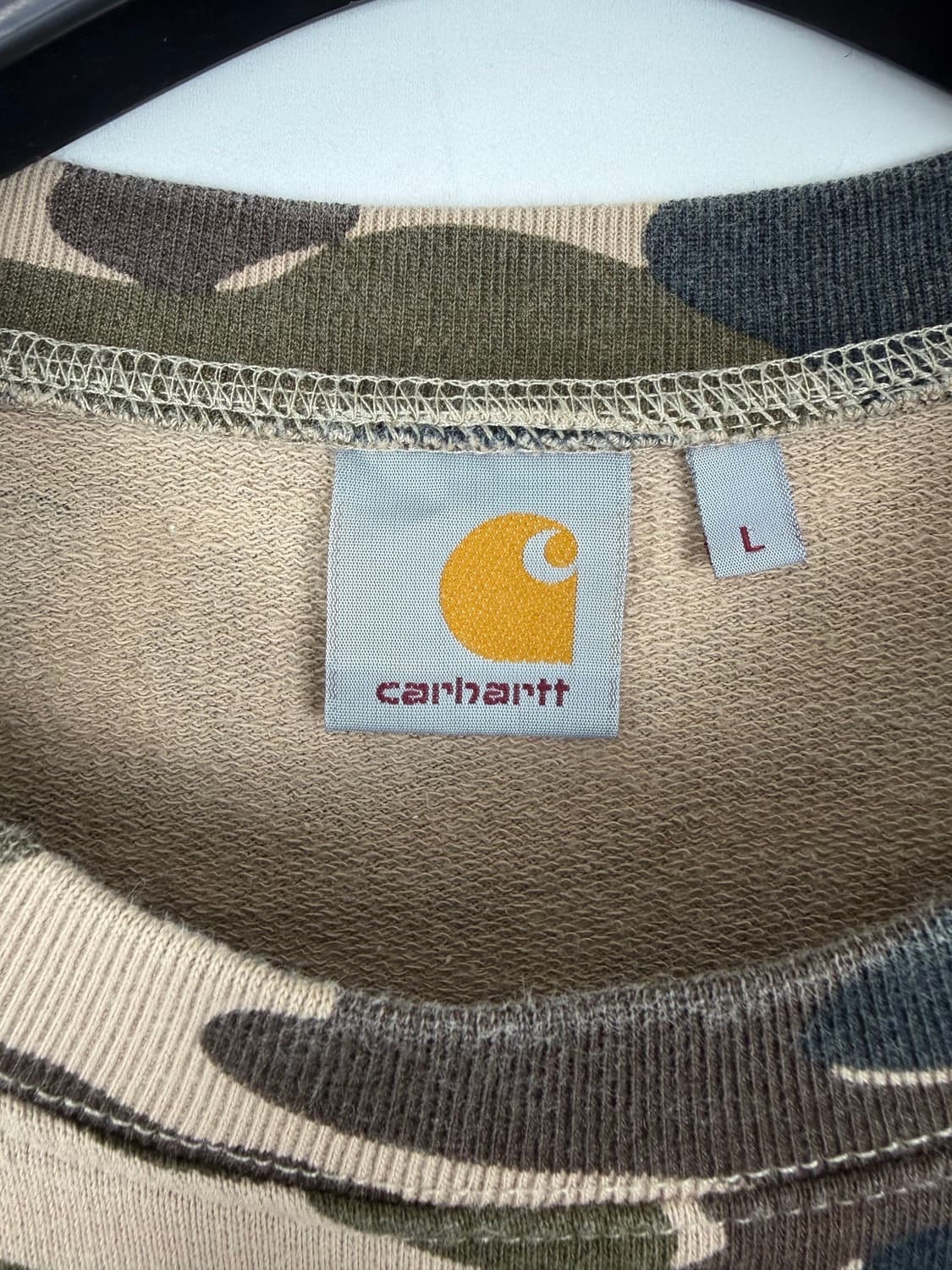 a104) 칼하트 카모 맨투맨 상품이미지3