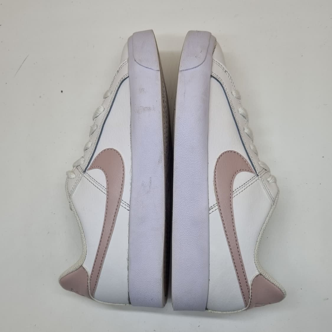 나이키 코트 로얄 AC 여성스니커즈230. 상품이미지5