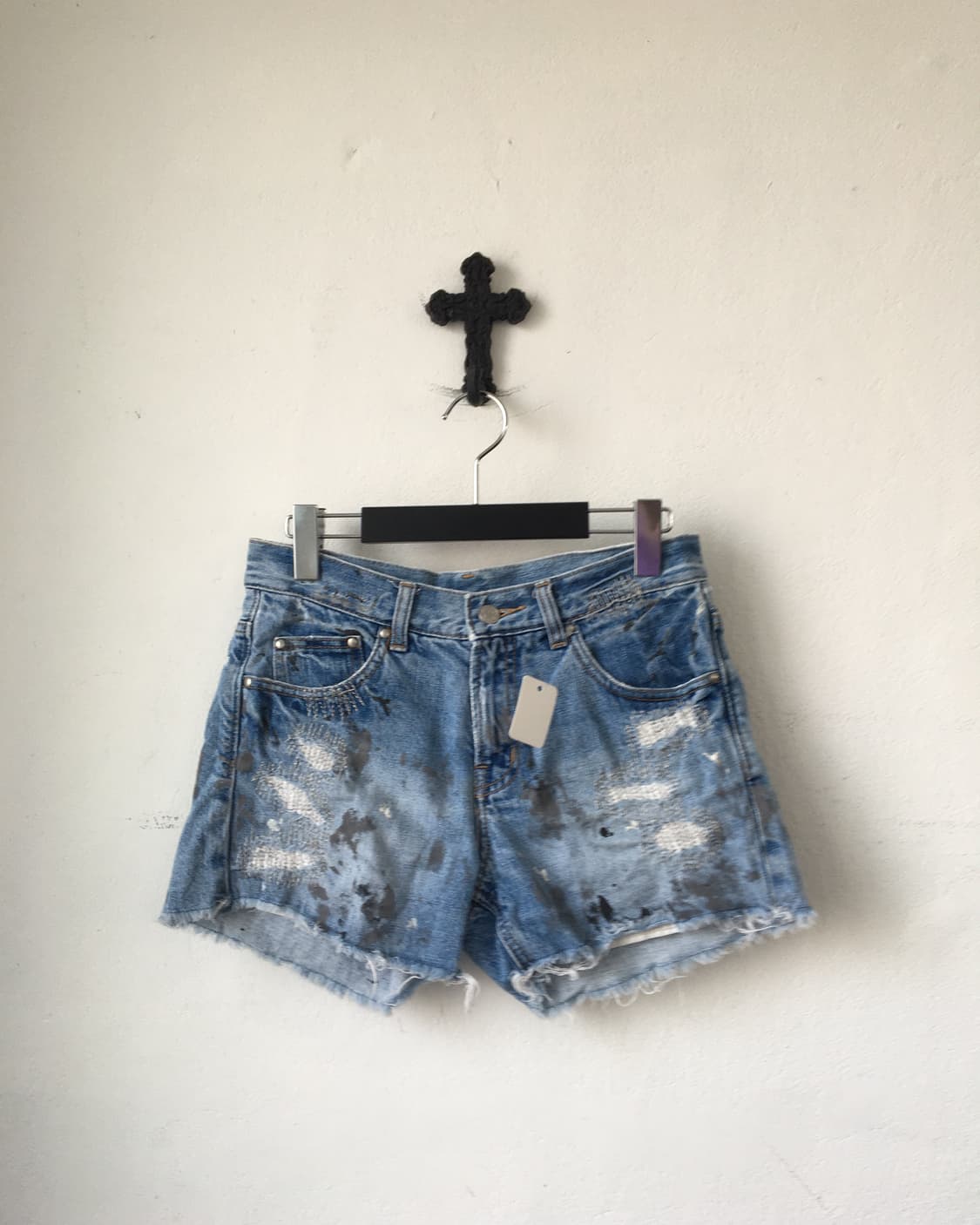 Damage painted point short 상품이미지1