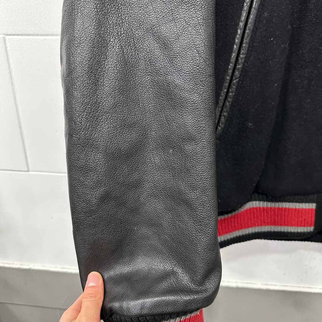 데우스 엑스 마키나 바시티 자켓 상품이미지6