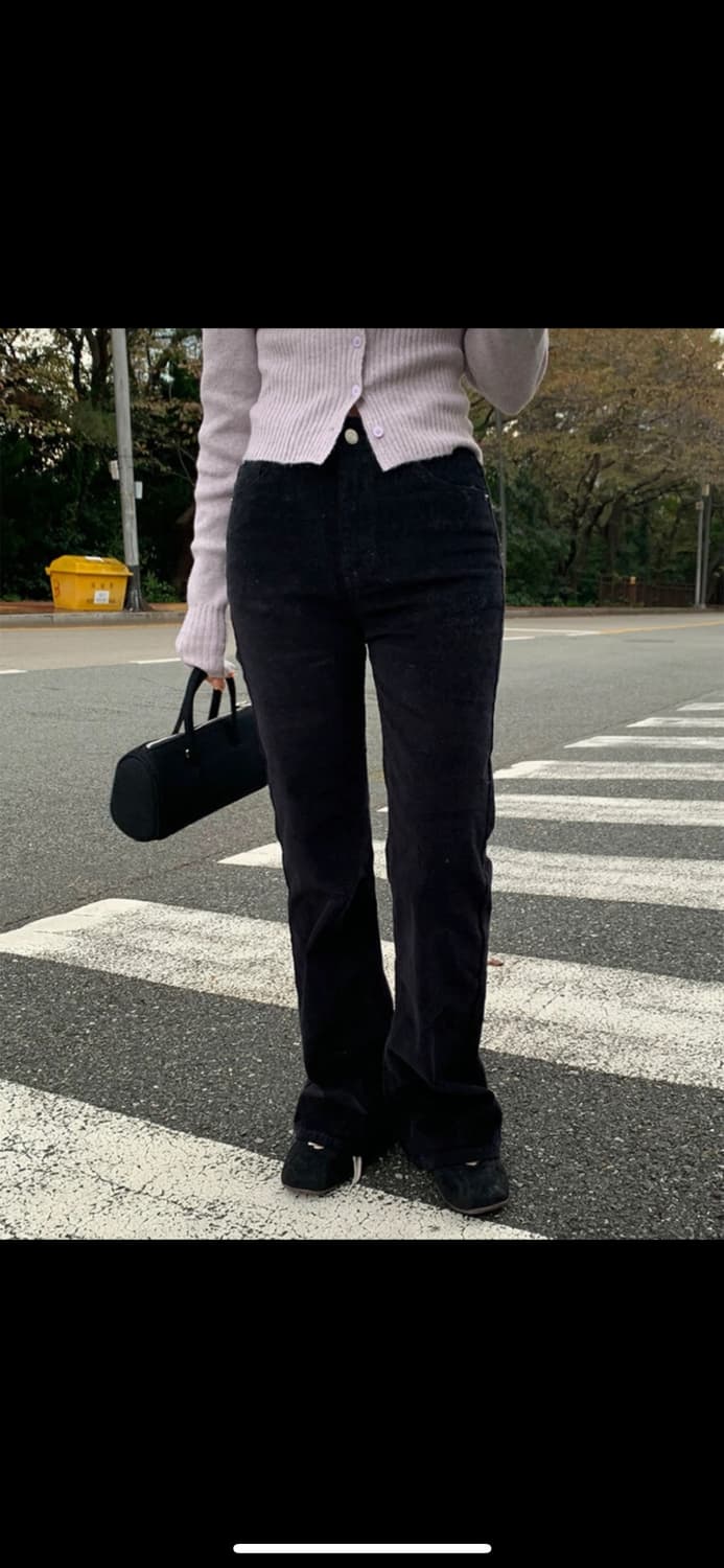 Unusually 블랙데님 세미부츠컷 팬츠 상품이미지5