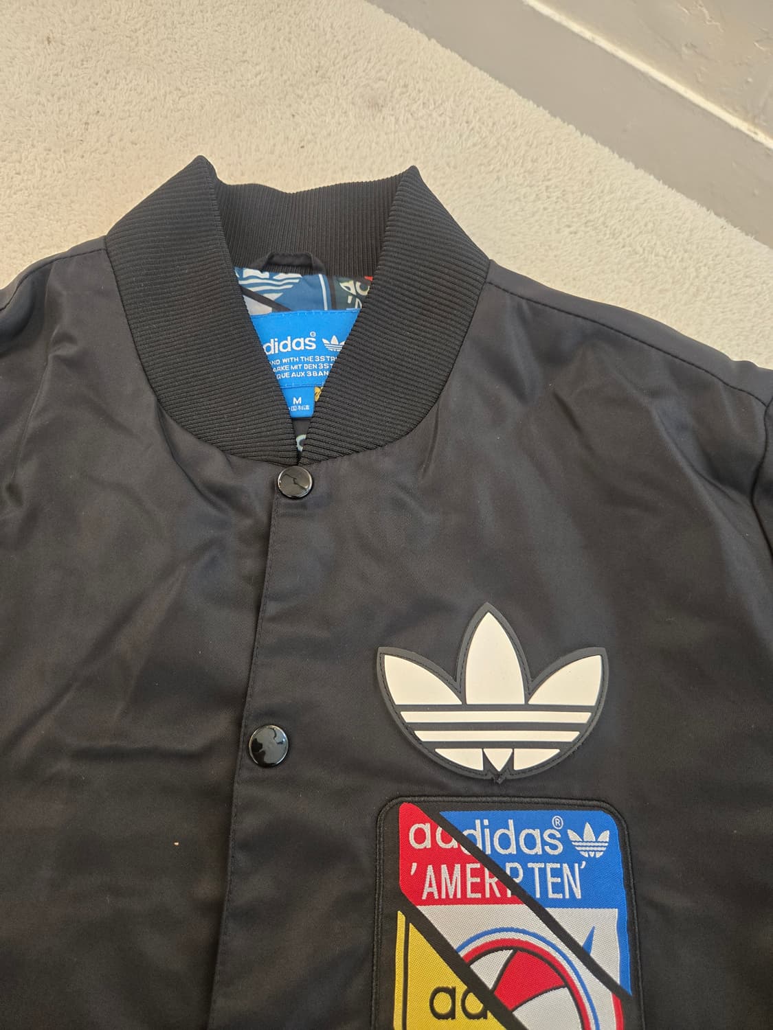 아디다스 블랙 패치 봄버 자켓 M 상품이미지6