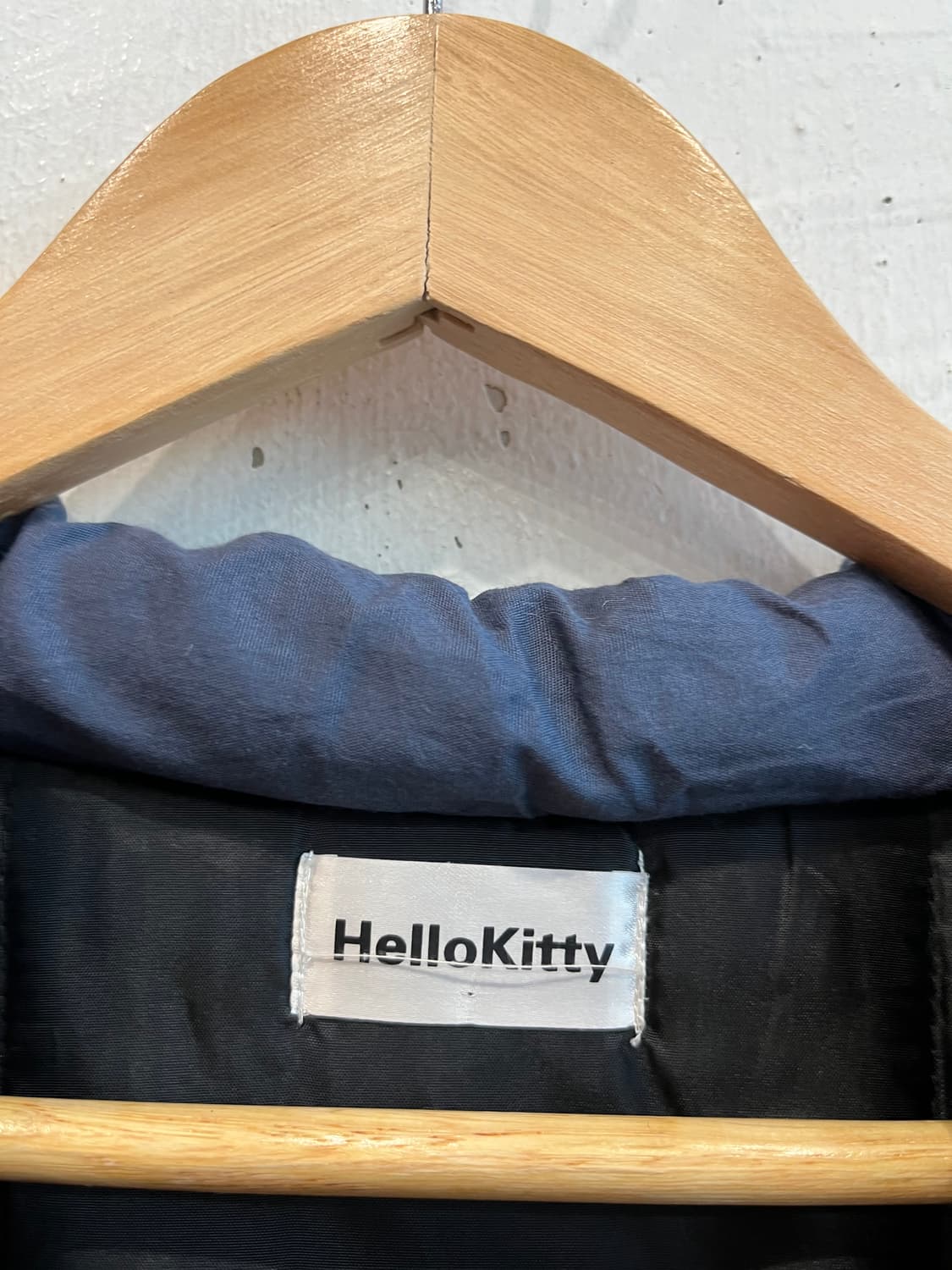 헬로키티 일본 한정 판매 패디드 베스트 조끼 상품이미지4