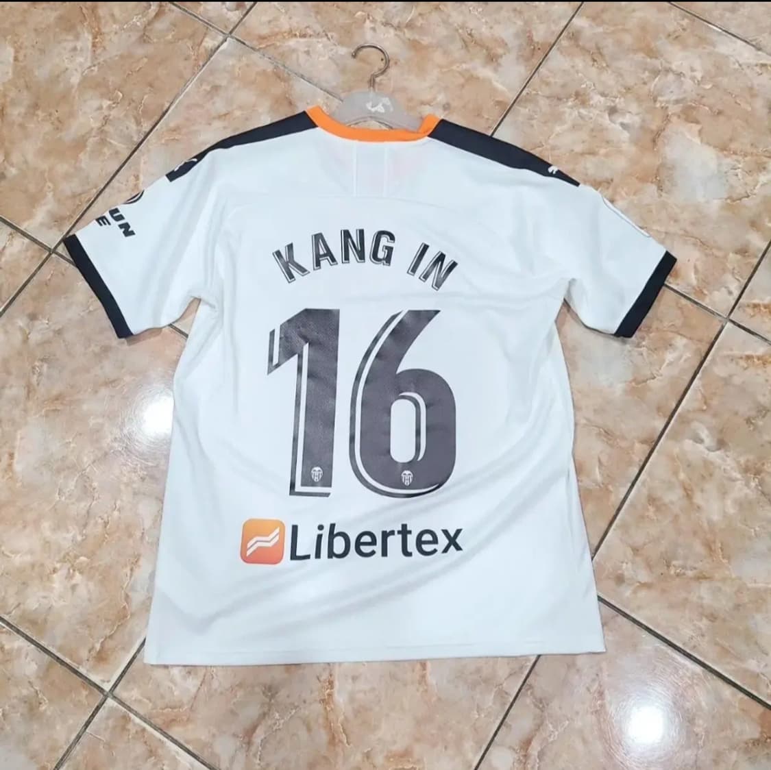 PUMA 19 20 발렌시아 이강인 올드레플 축구져지 상품이미지1