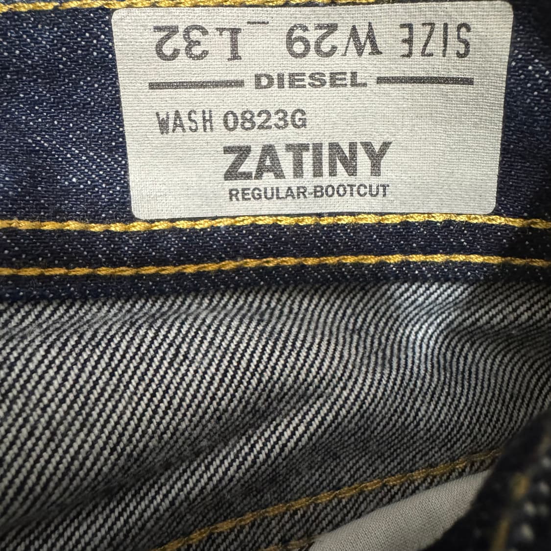 디젤 자티니 레귤러 부츠컷 데님팬츠 상품이미지7