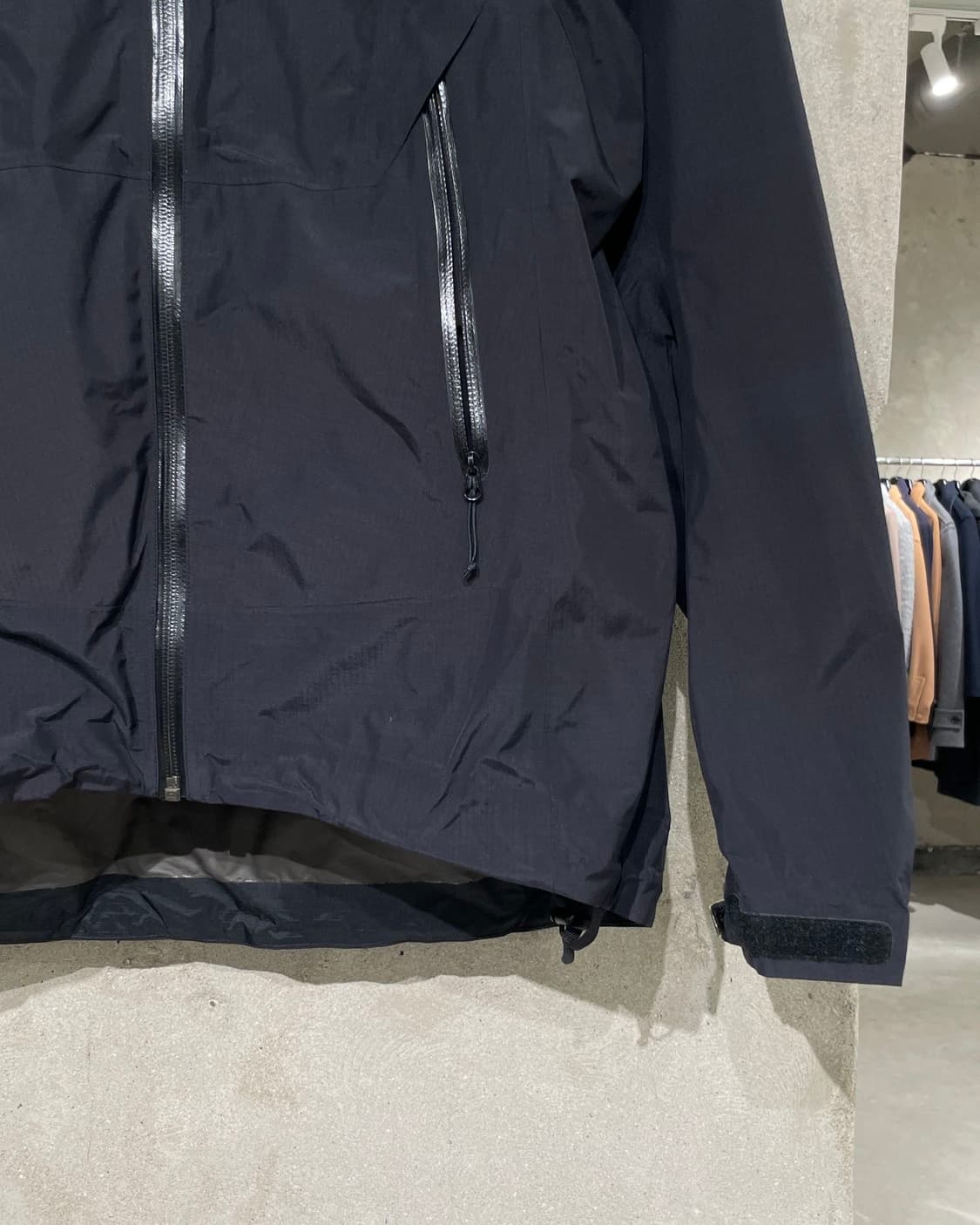 아크테릭스 우먼 고어텍스 나일론 윈드 브레이커 상품이미지5