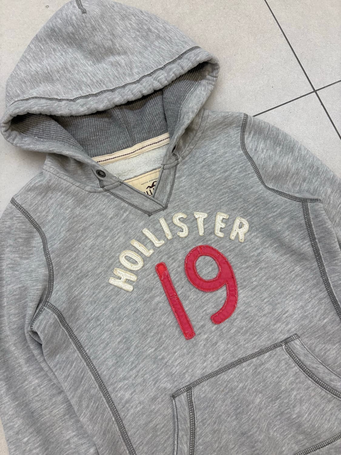 홀리스터 브이넥 그레이 후드티 상품이미지4