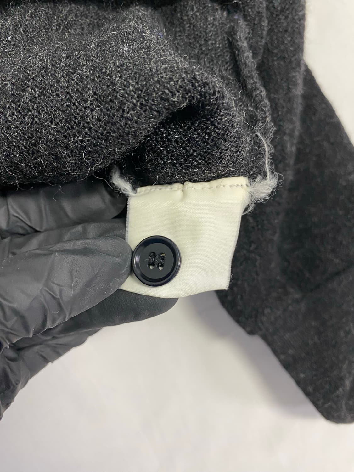 YSL 입생로랑 차콜 울 가디건 M 상품이미지5