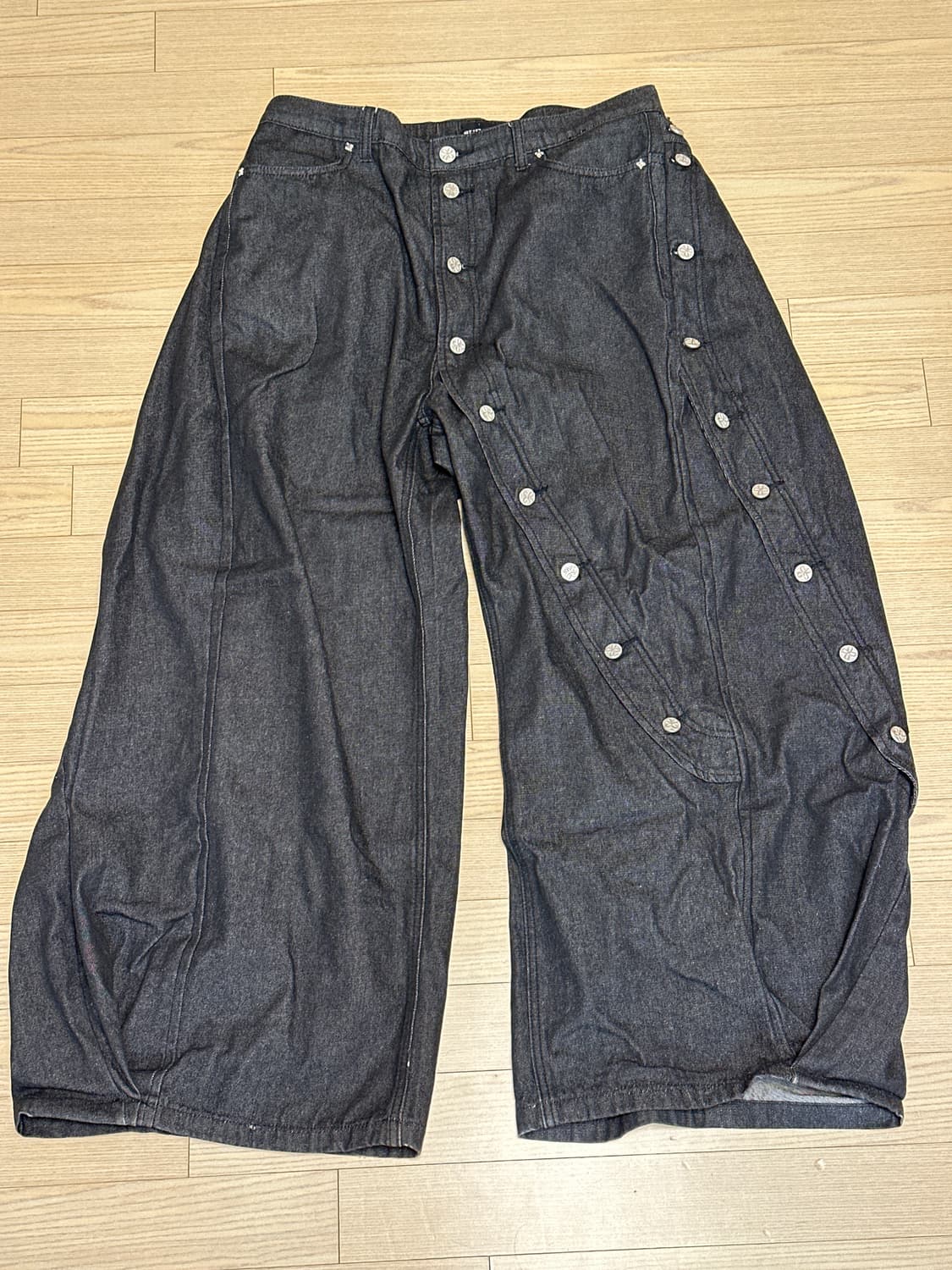 [KOIN SEOUL X SURGERY] ORBIT BUTTON PANT 상품이미지2