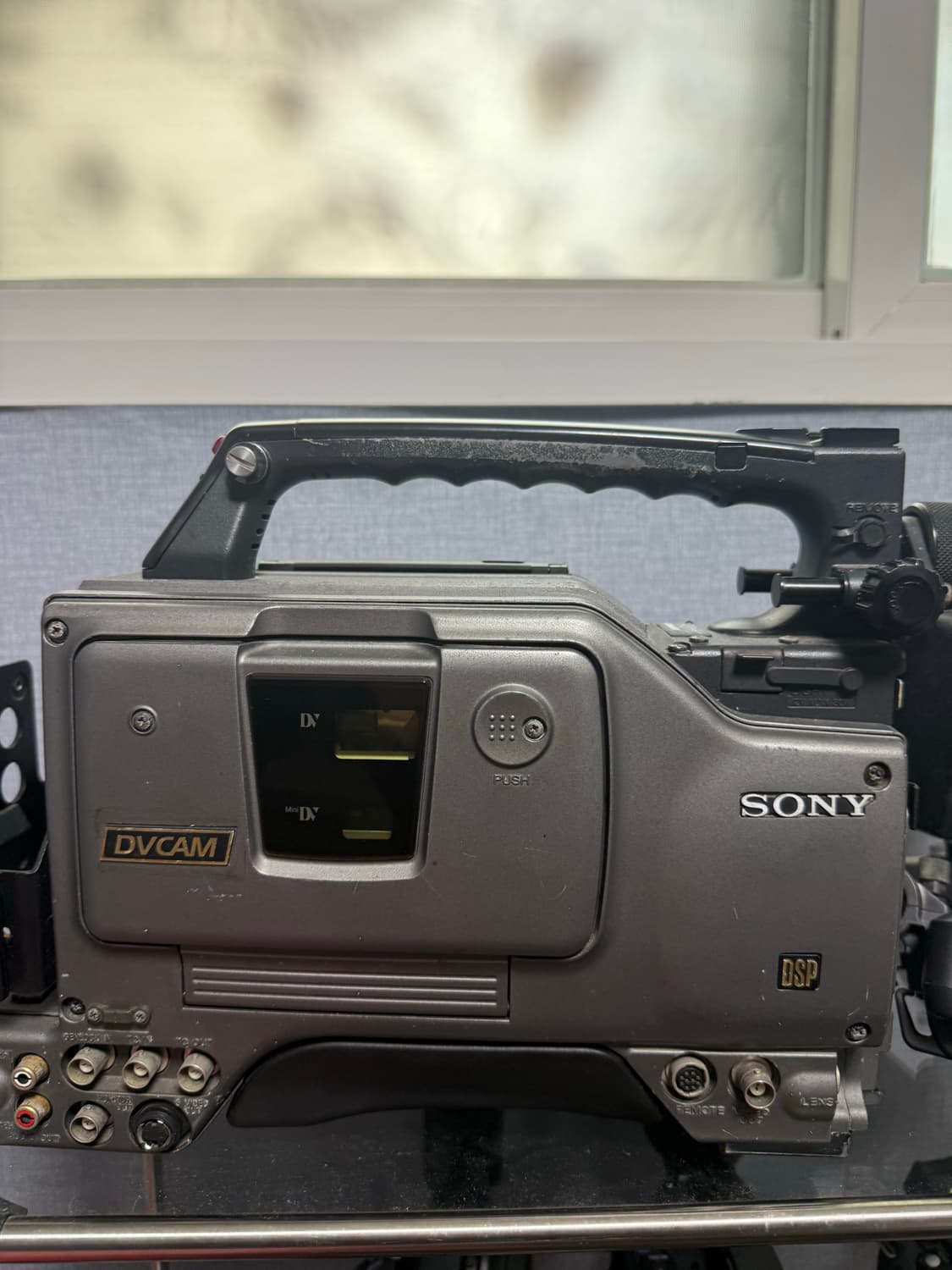 Sony dsr-300 eng 카메라 + 캐논 tv줌렌즈 +배터리 상품이미지4
