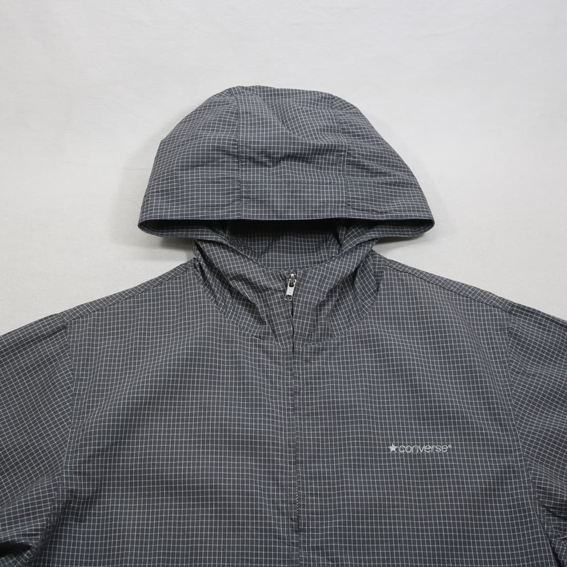 (착용컷) 컨버스 체크 반팔 후드 집업 자켓 (남성용 100) 상품이미지5