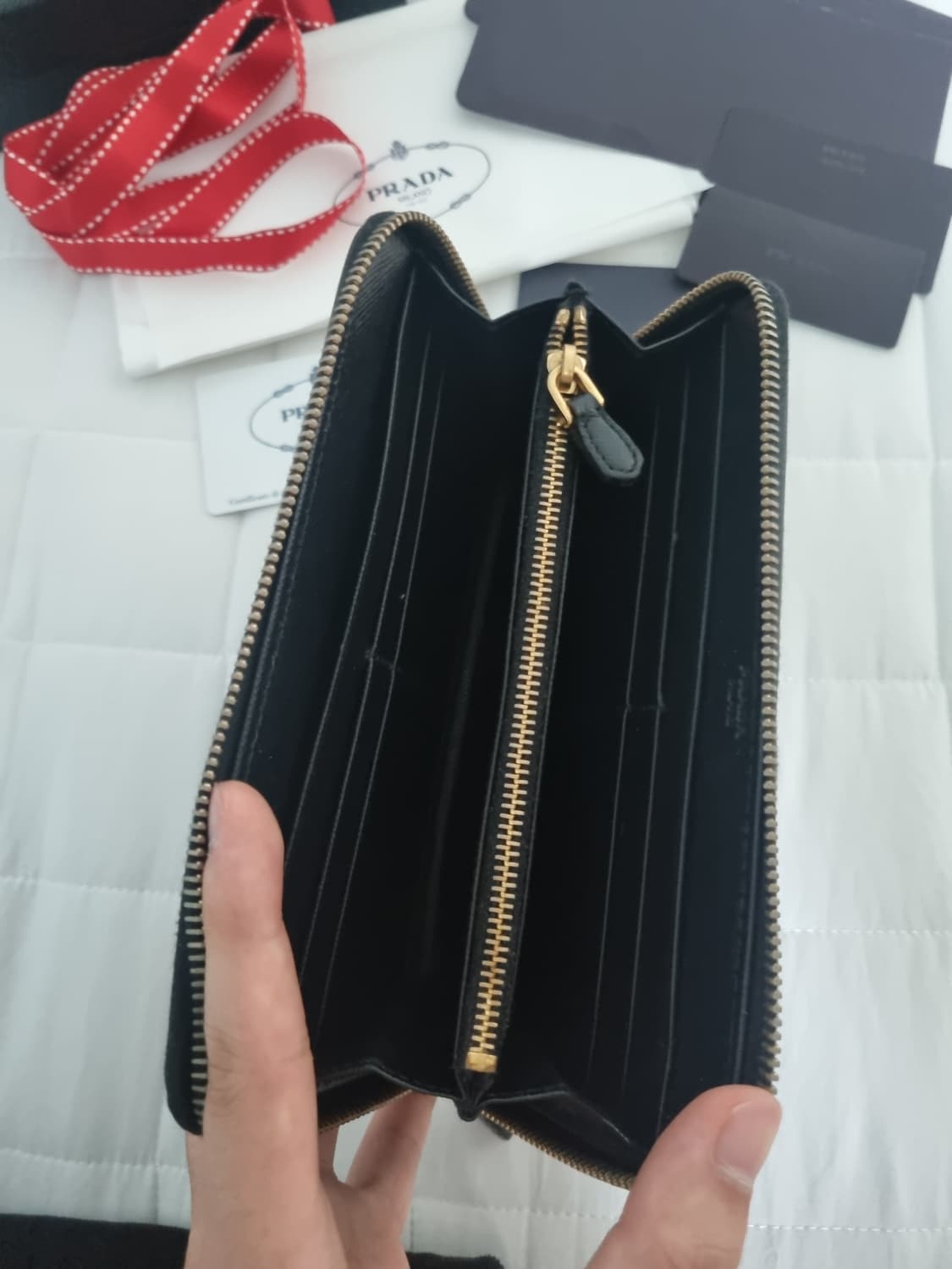[ 풀구성품 ] 프라다 사피아노 금장 지퍼돌이 장지갑 상품이미지6