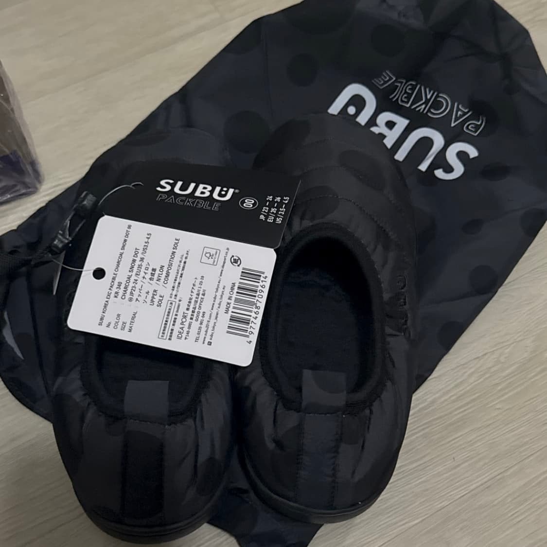 [스부] 패커블 샌들 차콜 스노우 도트 00 상품이미지1