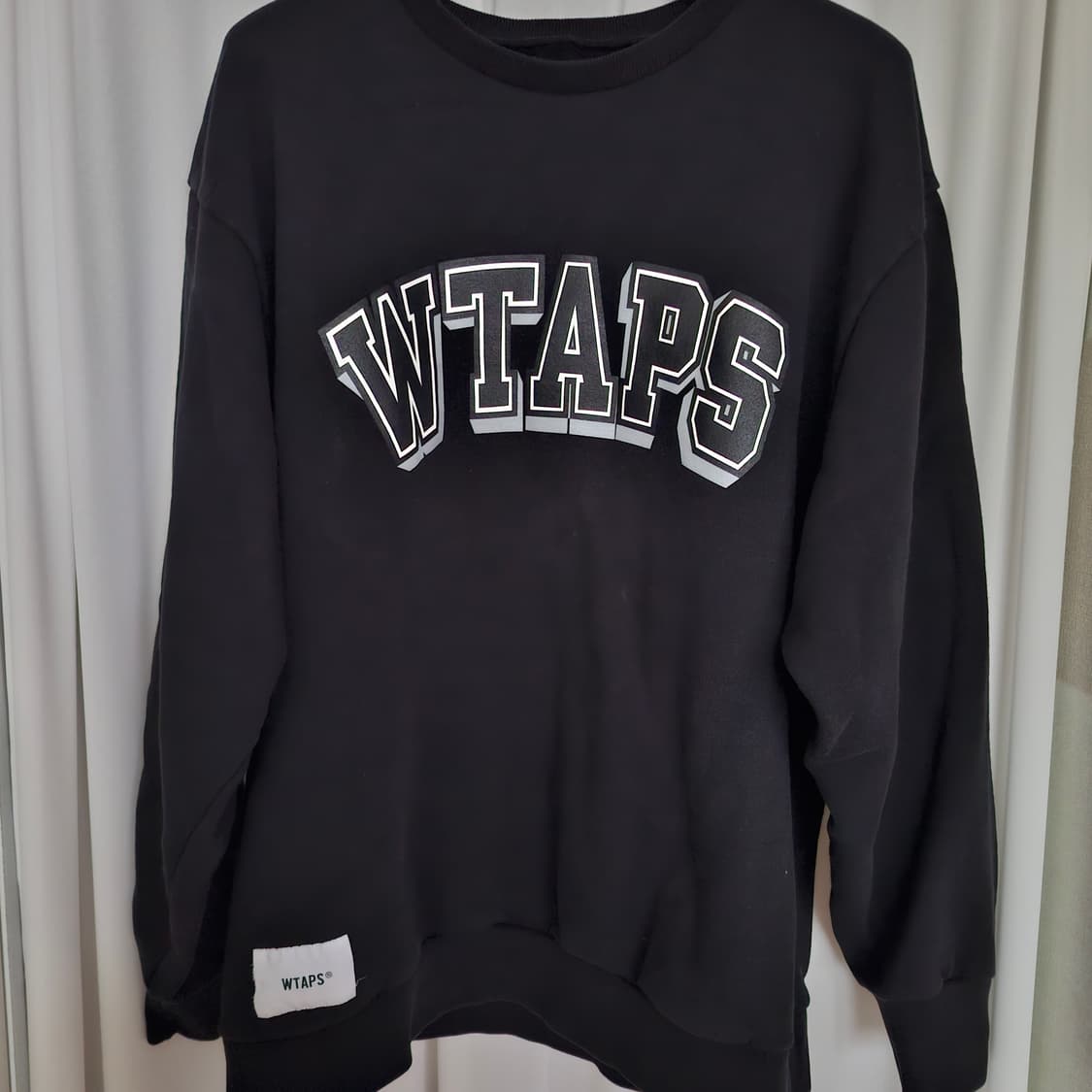 더블탭스 로고 맨투맨  상품이미지1