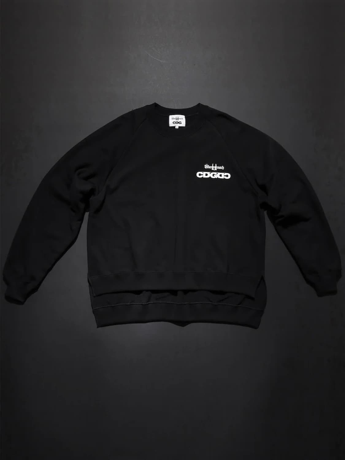 지디X꼼데가르송 OVERSIZED CREWNECK SWEATSHIRT S 상품이미지1