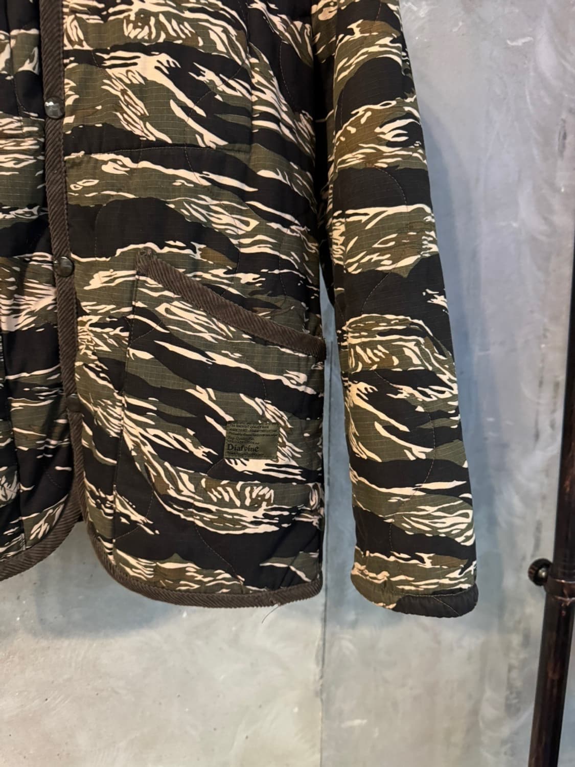 디아프바인 타이거 카모 퀼팅 자켓 95 상품이미지5