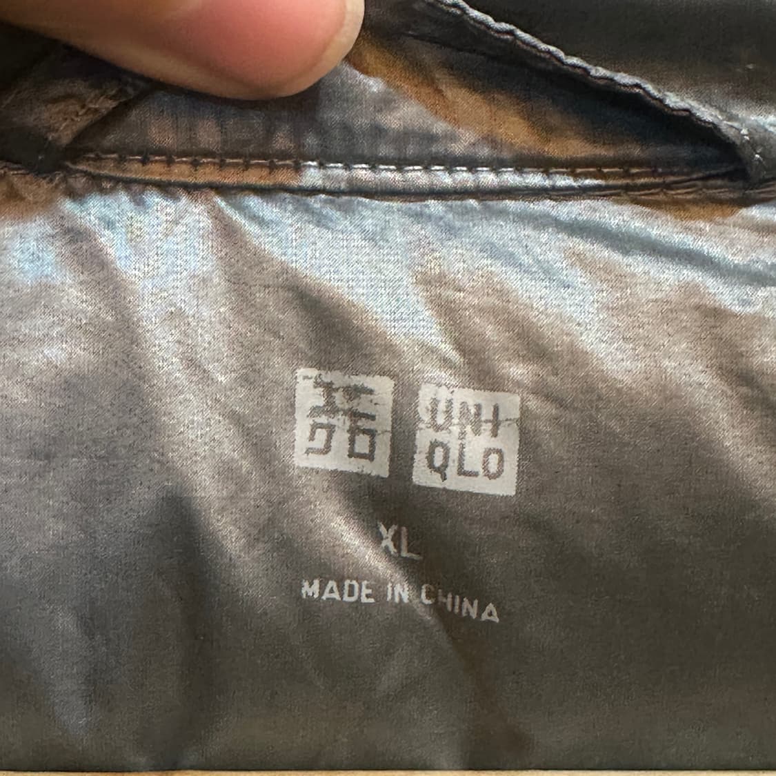 유니클로 다운 후드 경량 패딩  상품이미지5