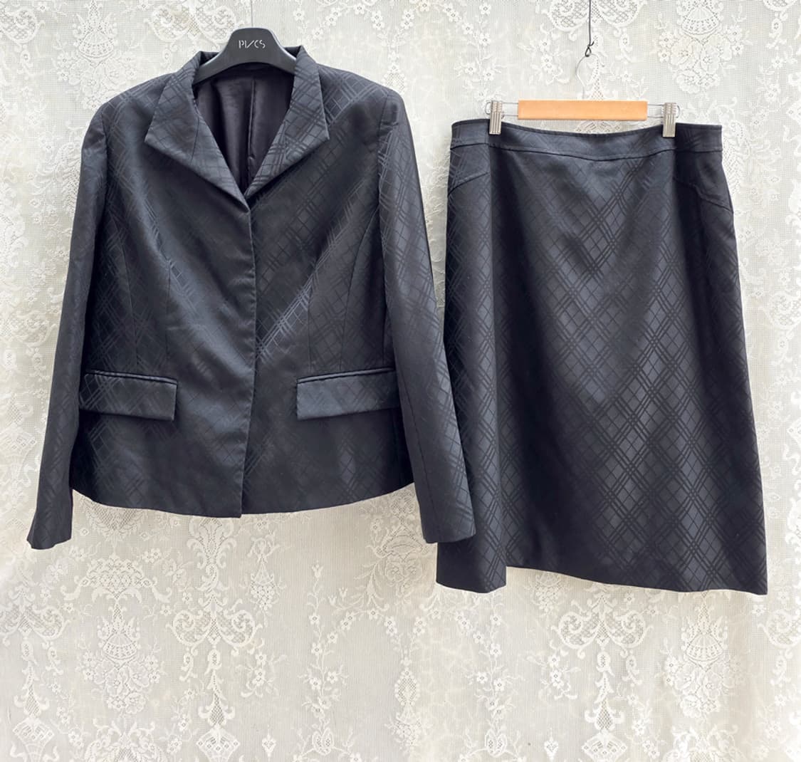 버버리 투피스 정장 상품이미지1