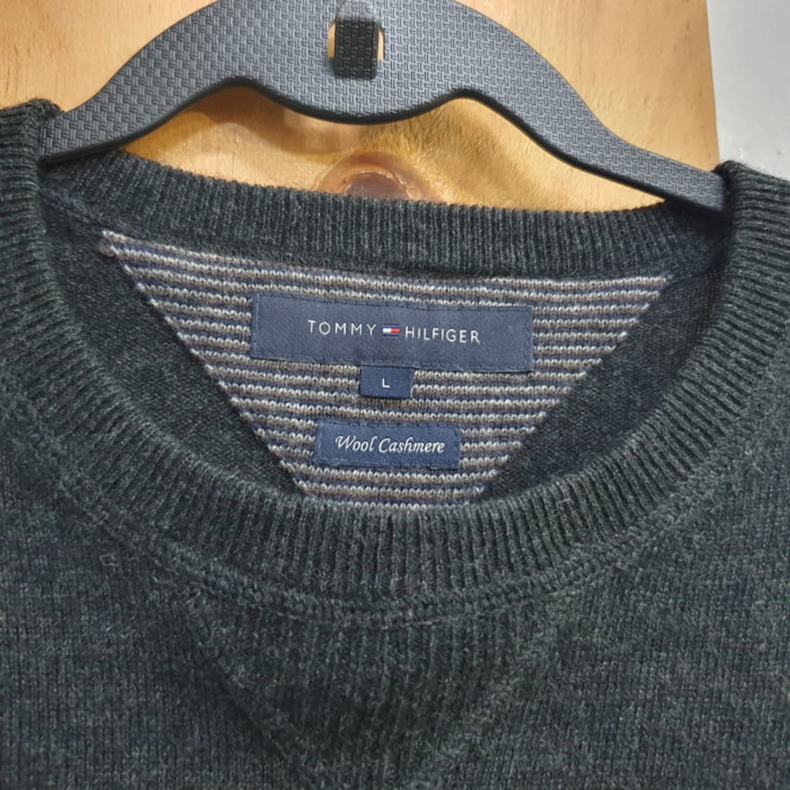 타미힐피거 울 캐시미어 혼방 니트(100) 상품이미지9