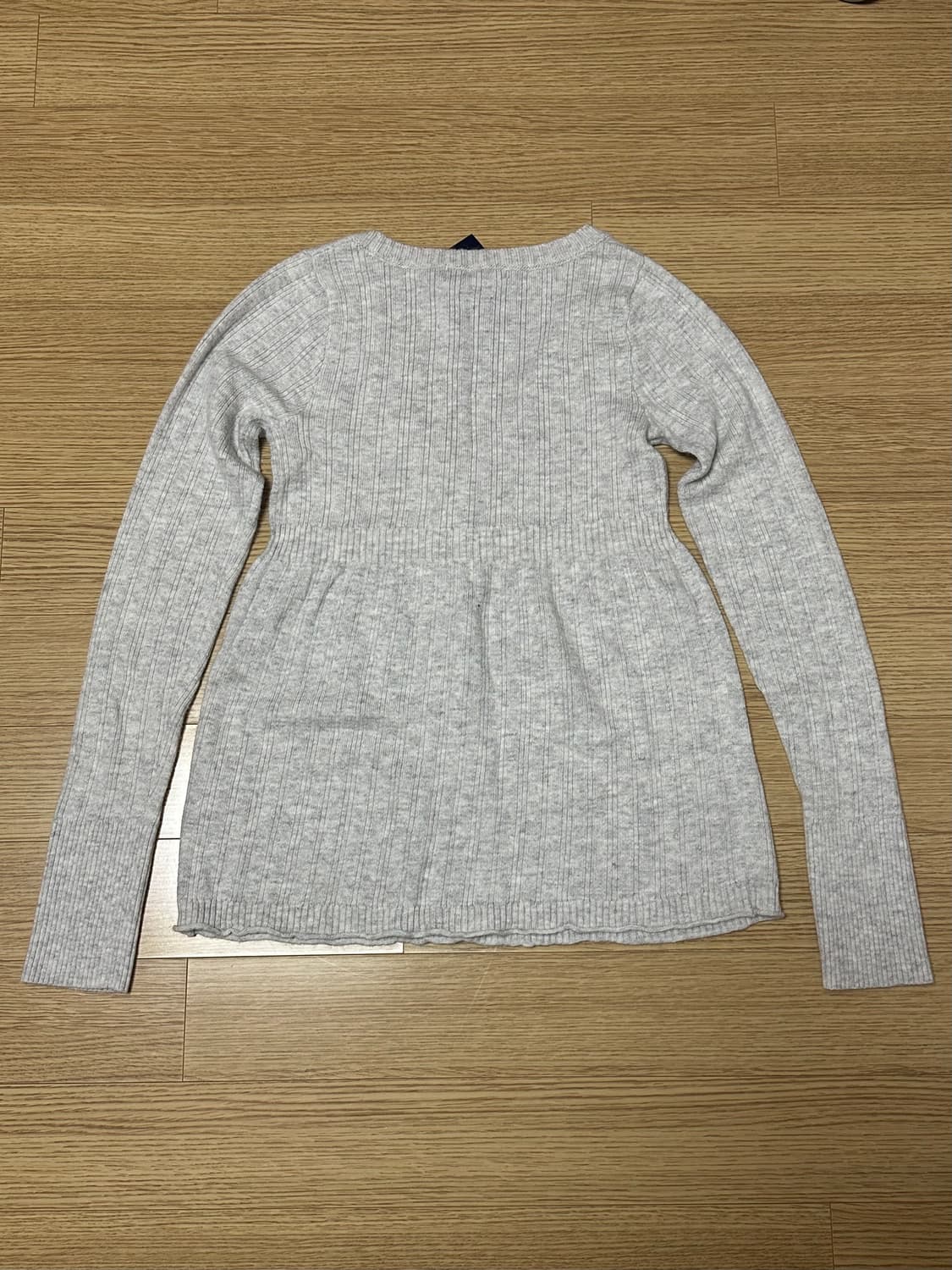 브렌디멜빌 브이넥니트 상품이미지2