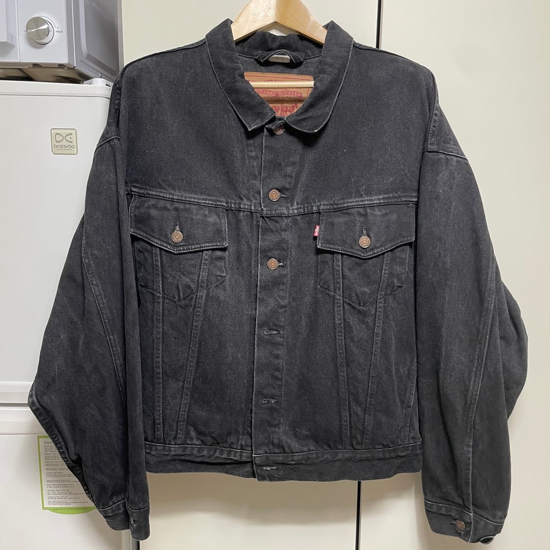 [L] 90s Levi's Black Denim Jacket 상품이미지1