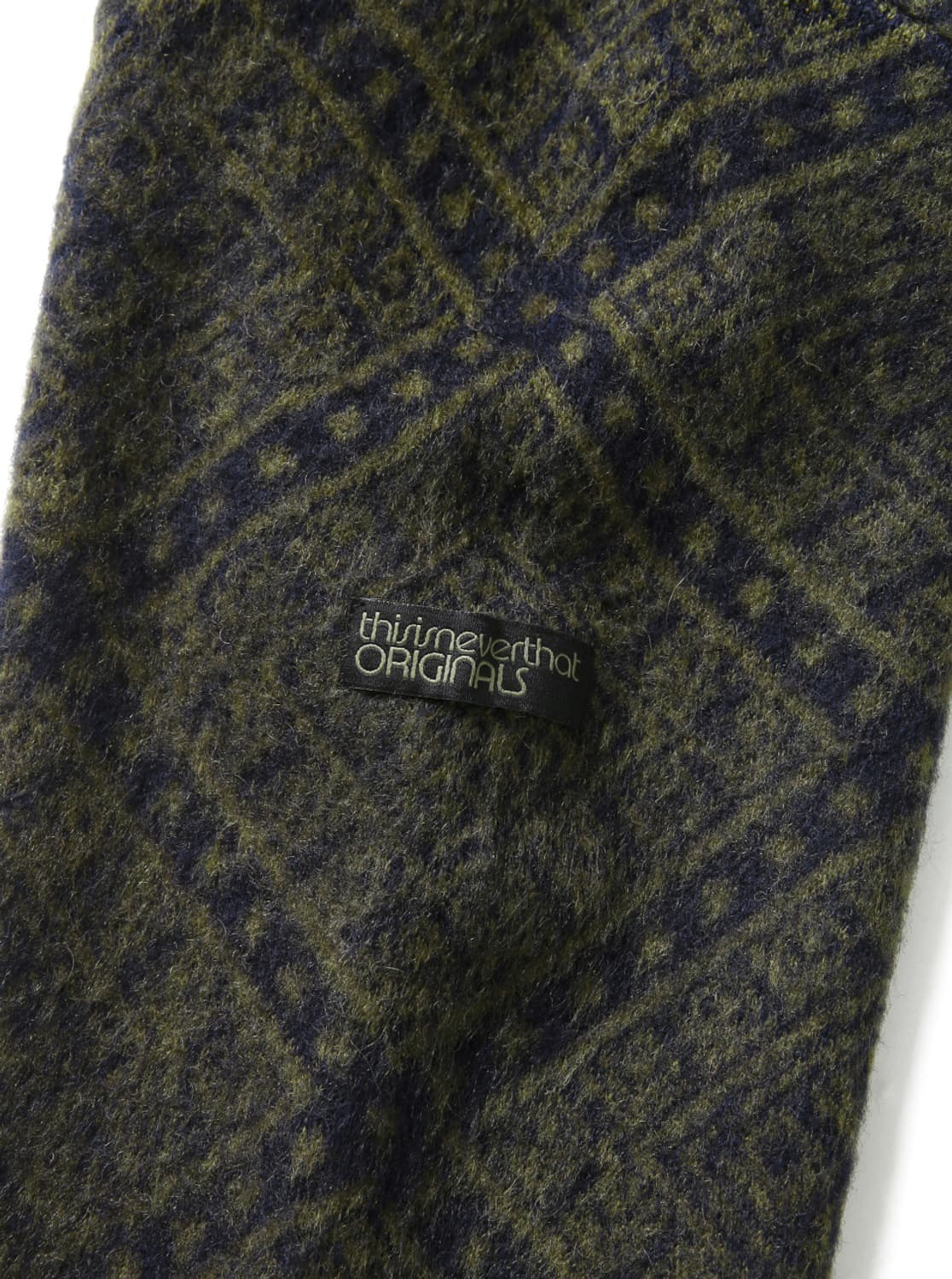 디스이즈네버댓 모로칸 자카드 스웨터 상품이미지4