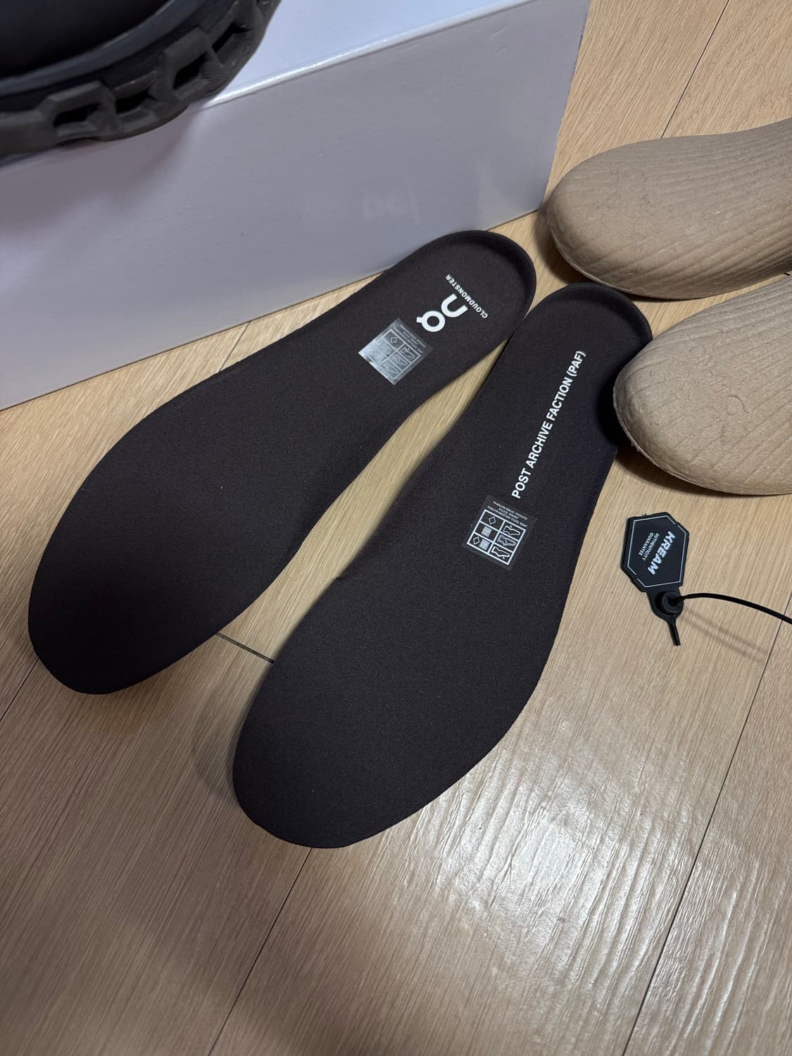 [300] 온러닝 파프 클라우드몬스터 2 쏜 브라운 상품이미지2