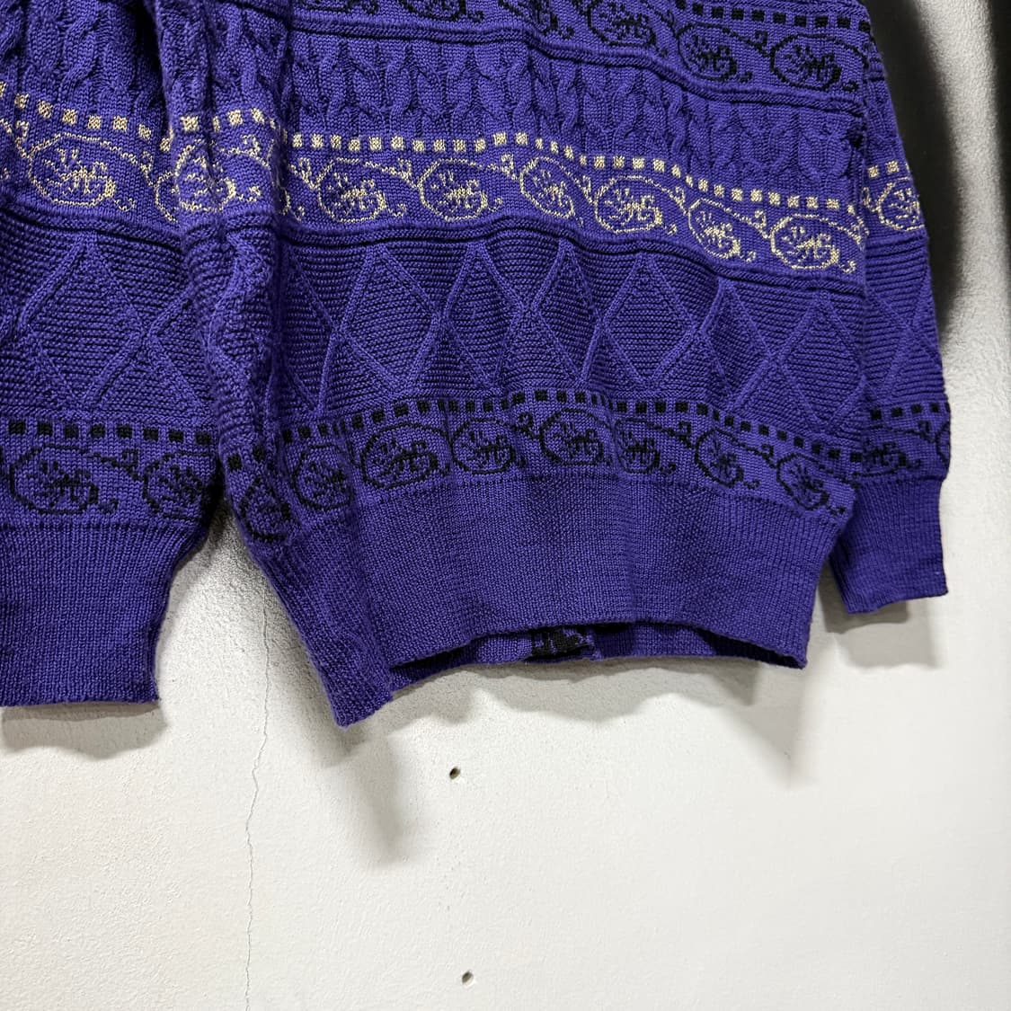 VTG 빈티지 울 혼방 바로크 금장 니트 가디건 상품이미지5