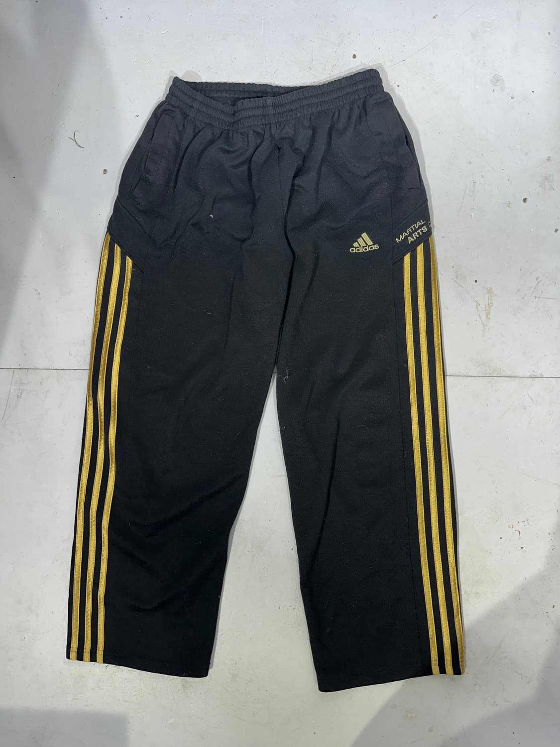 아디다스 블랙 골드 삼선 와이드 팬츠 M 상품이미지4