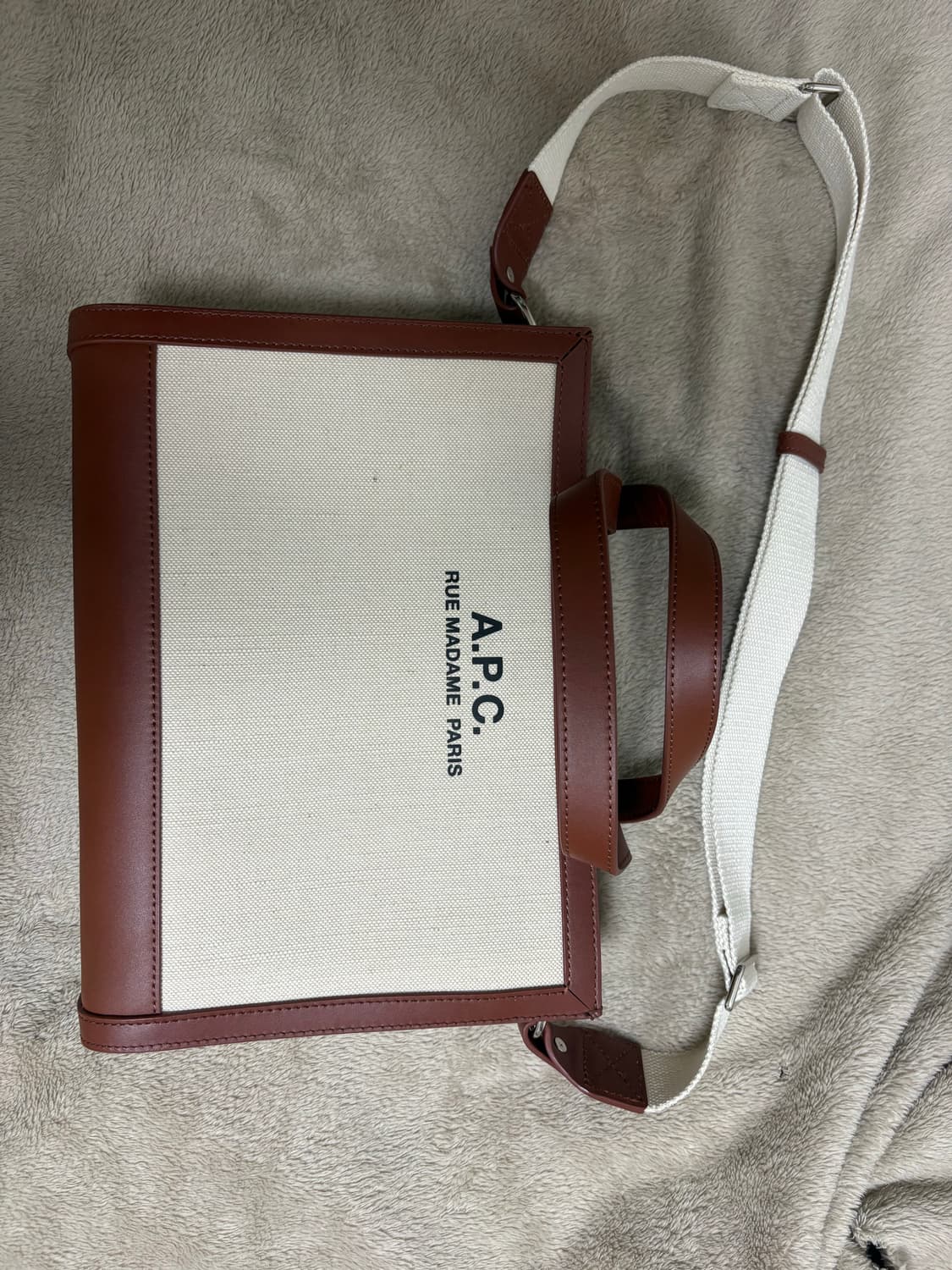 A.P.C 캔버스백 상품이미지2