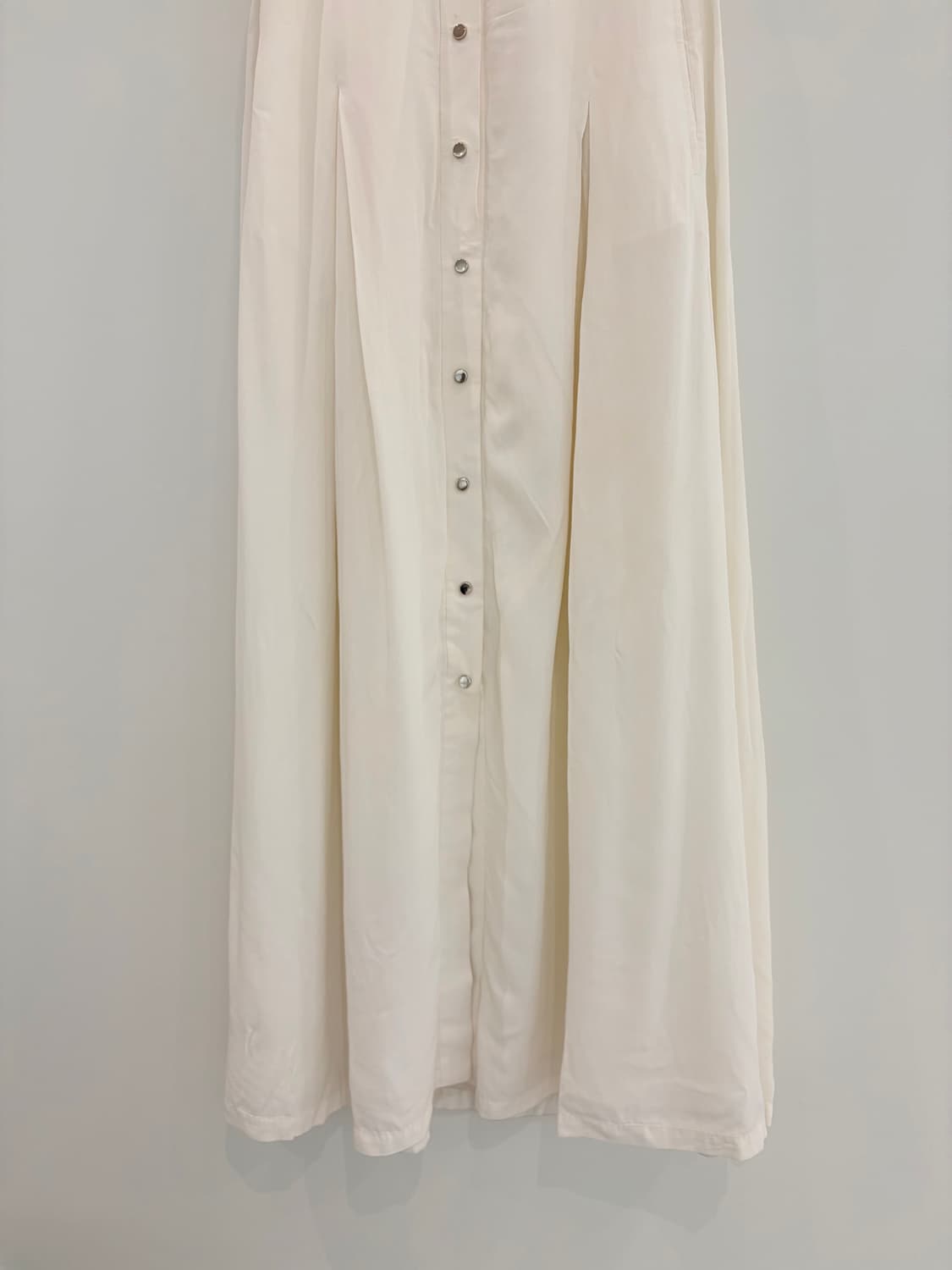 이로 화이트 스커트 상품이미지2