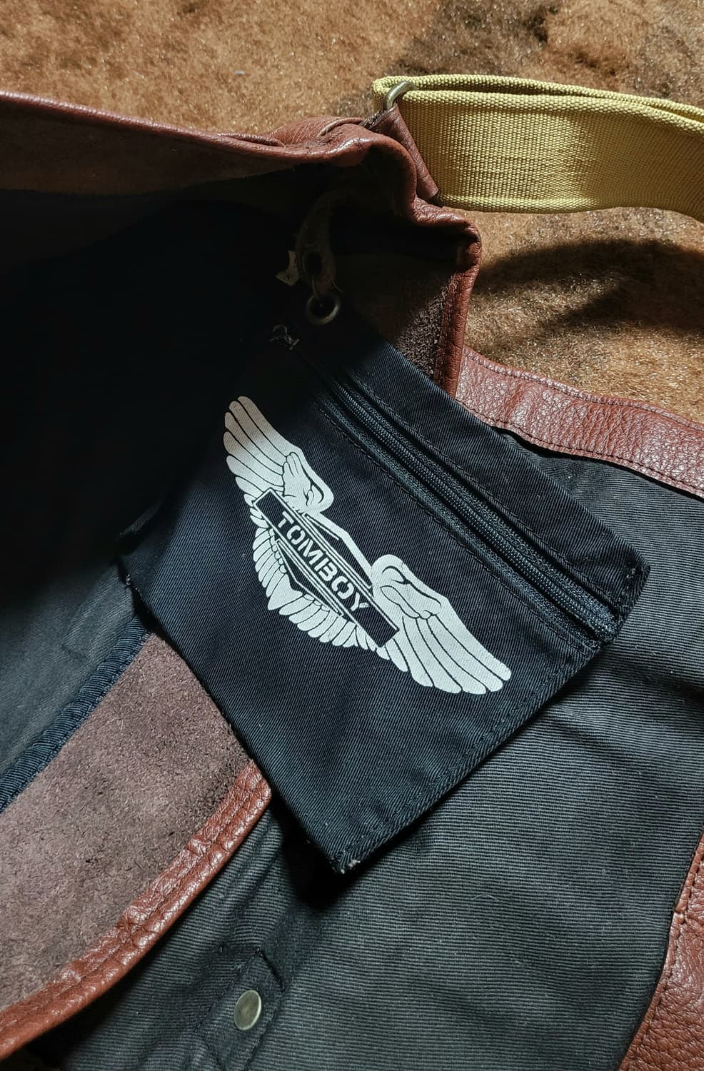 미국산 남녀공용 가죽 숄더백(31*28) 상품이미지9