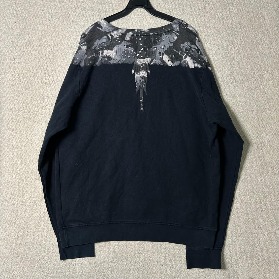  (L) 마르셀로불론 블랙 맨투맨  상품이미지5