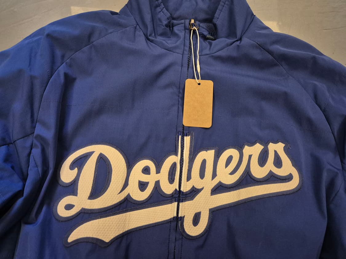 00s 마제스틱 LA Dodgers 어센틱 점퍼 상품이미지3