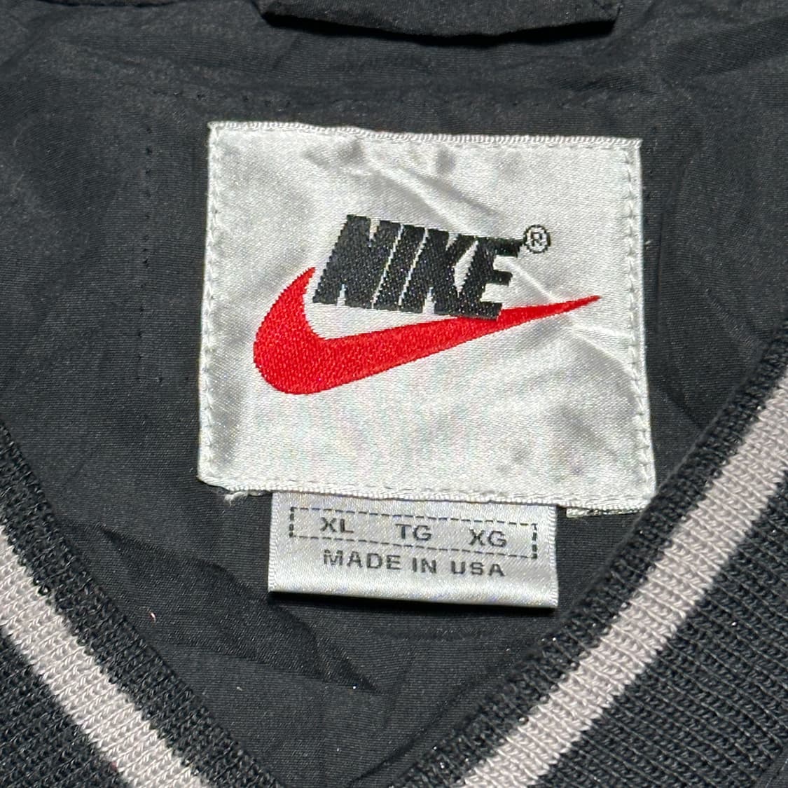 XL 90‘s 나이키 올드스쿨 블랙 웜업 상품이미지3