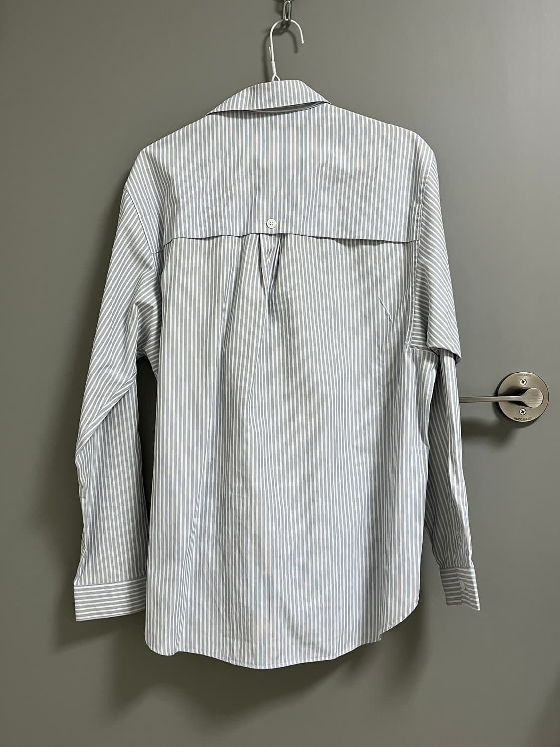 라벨 아카이브 스트라이프 긴팔 셔츠 상품이미지2